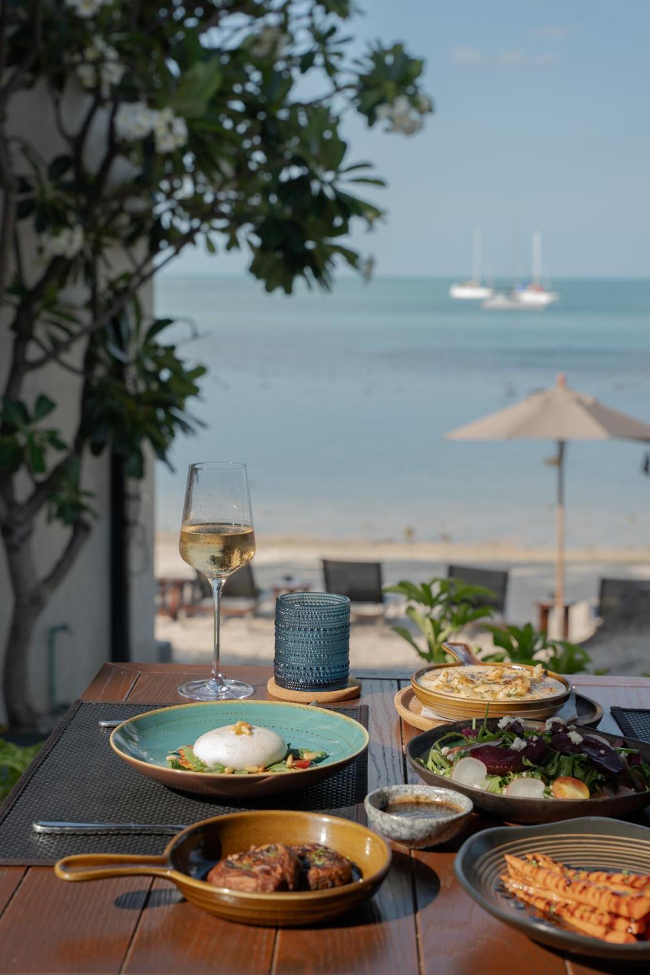 Отель Kimpton Kitalay Samui By Ihg Самуи